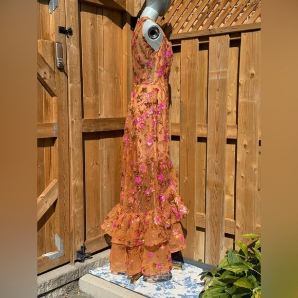 🆕 BRONX & BANCO🧿 NWOT Sicilia Coral Sequin Fluted Hem Maxi Dress, Sz M US 6 - Picture 8 of 14